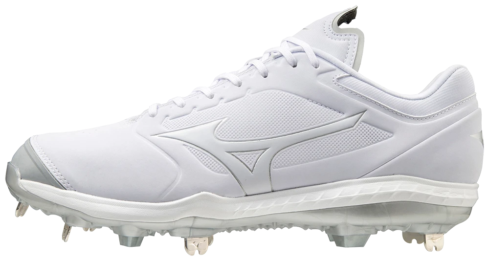 Mizuno Sweep 5 Low Women's Metal Softball Cleat 15 Mizuno Sweep 5 Low Women's Metal Softball Cleat - Image 13