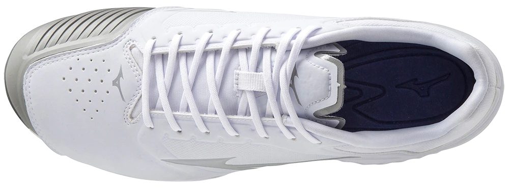 Mizuno Sweep 5 Low Women's Metal Softball Cleat 18 Mizuno Sweep 5 Low Women's Metal Softball Cleat - Image 16