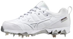 Mizuno 9-Spike Swift 7 Low Womens Metal Softball Cleat