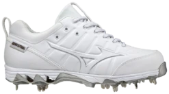 Mizuno 9-Spike Swift 7 Low Womens Metal Softball Cleat -Mizuno 320638 0000 06