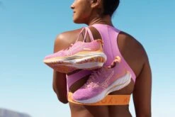 Mizuno Women's Wave Rider 26 Roxy Running Shoe -Mizuno 411386 6T00 19